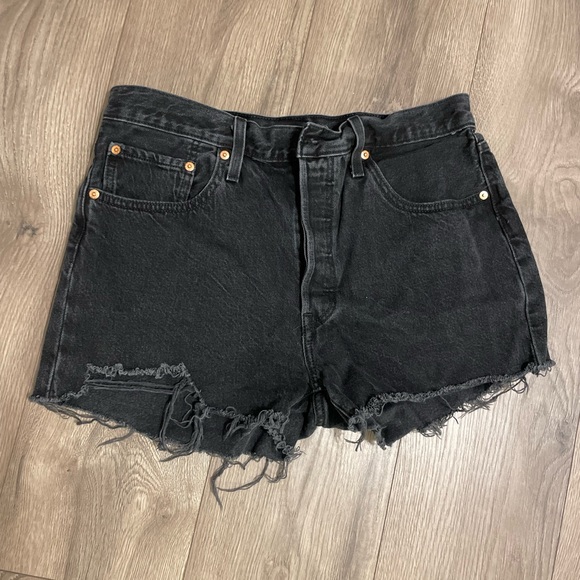 Levi’s Original 501 Jean Shorts - Picture 1 of 3